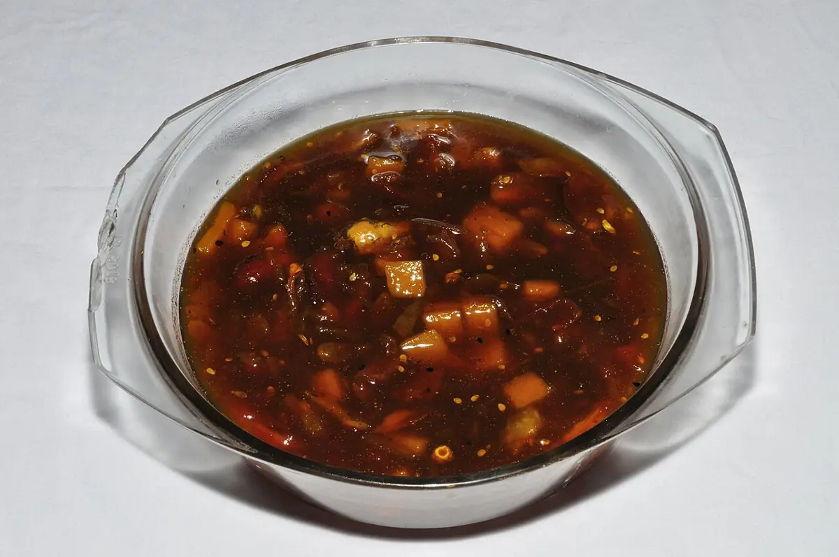 Tomato chutney with dates and amsatta (dried mango), sold in Kolkata.