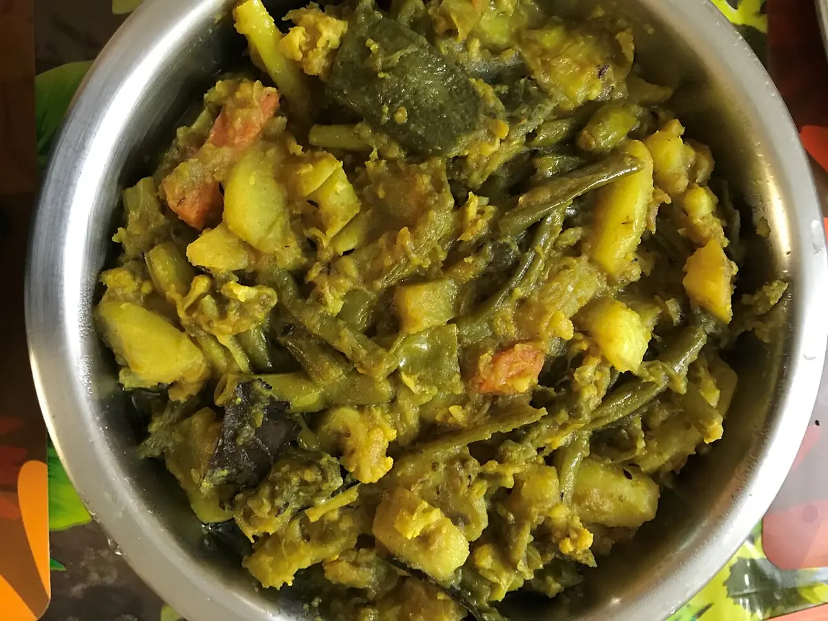Labra, the mixed vegetable dish of the puja bhog.